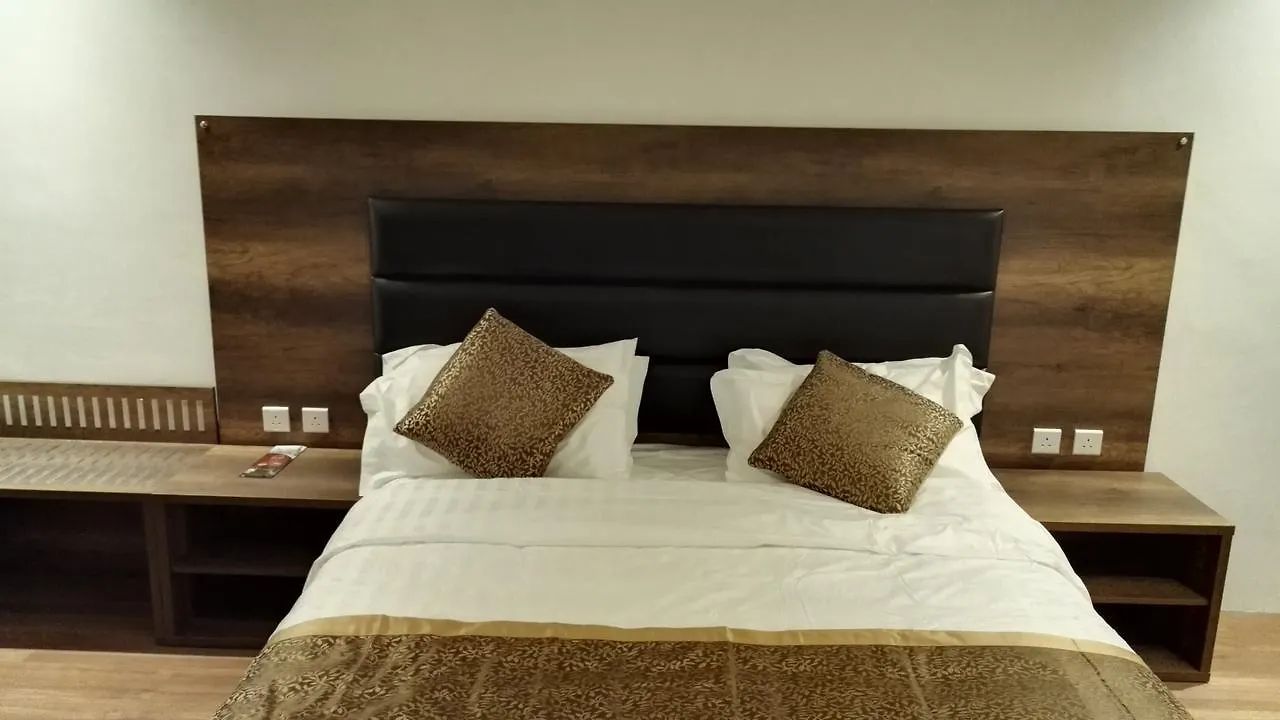 First Home Suites Jeddah Aparthotel